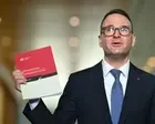 Coalition split on Andrew Bragg speech as South Australian senator Andrew McLachlan urges colleagues to ‘follow his lead’