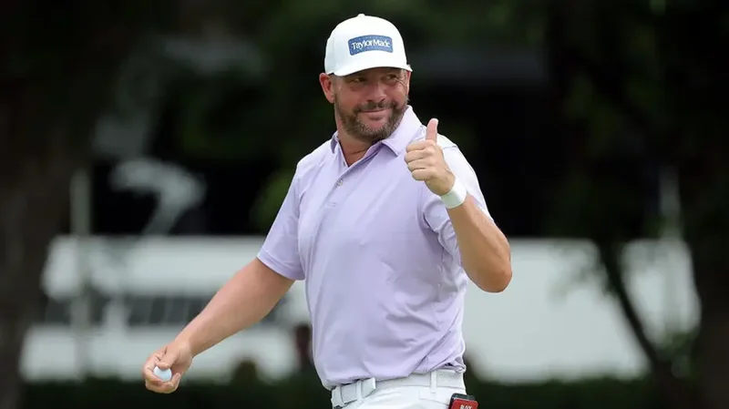 Incredible Michael Block drama, young American streak continues on PGA Tour and Joaquin Niemann does it again