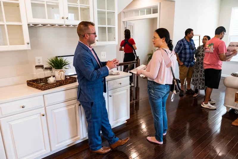 A money influencer’s 5 signs that you’re doing better financially than the average American