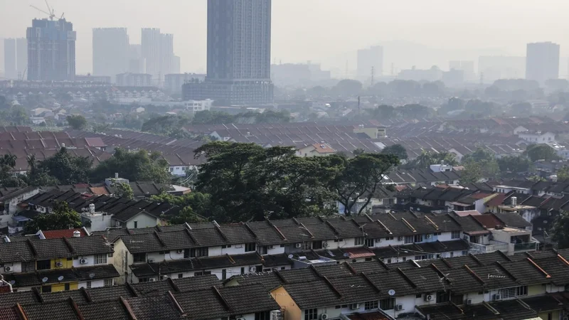 Haze returns to Malaysia’s Sarawak, Selangor as Indonesian wildfires burn out of control