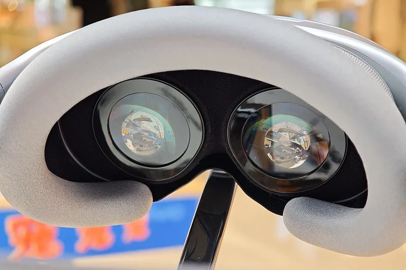 Apple cuts dozens of employees from Vision Pro team, report says