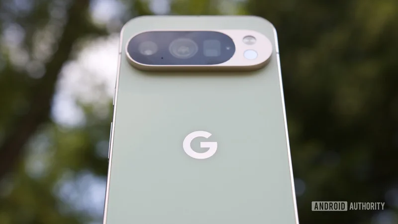 These Pixel features are the reason people stay, survey reveals