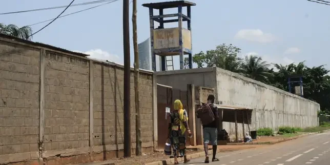 Arrest of two French journalists in Togo reflects worsening relations between Paris and Lomé