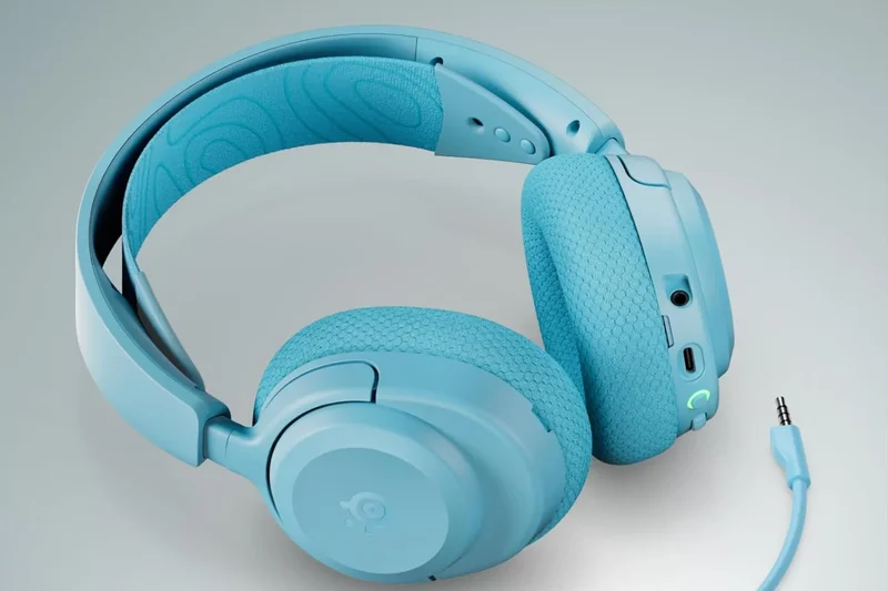 SteelSeries’ comfy wireless gaming headset is nearly half off