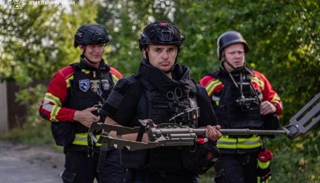 Explosion in Khmelnytskyi region: State Emergency Service clears area adjacent to training ground