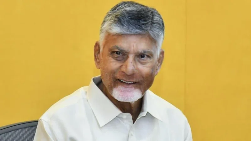Naidu reviews search for boat with eight fishermen missing off Konaseema