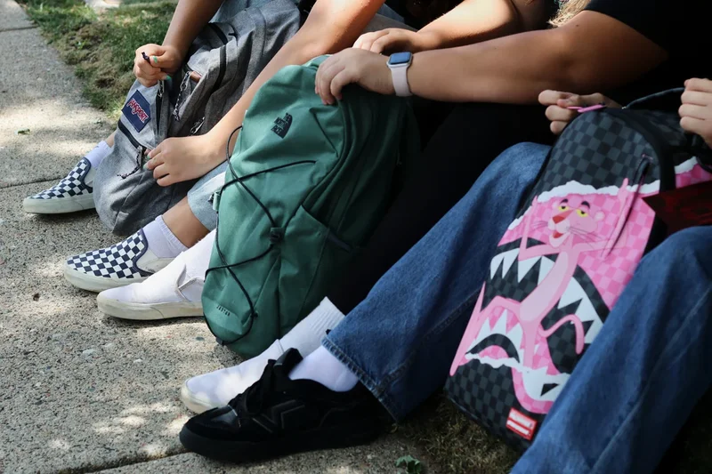 School backpack overload: Heavy bags can strain kids’ bodies