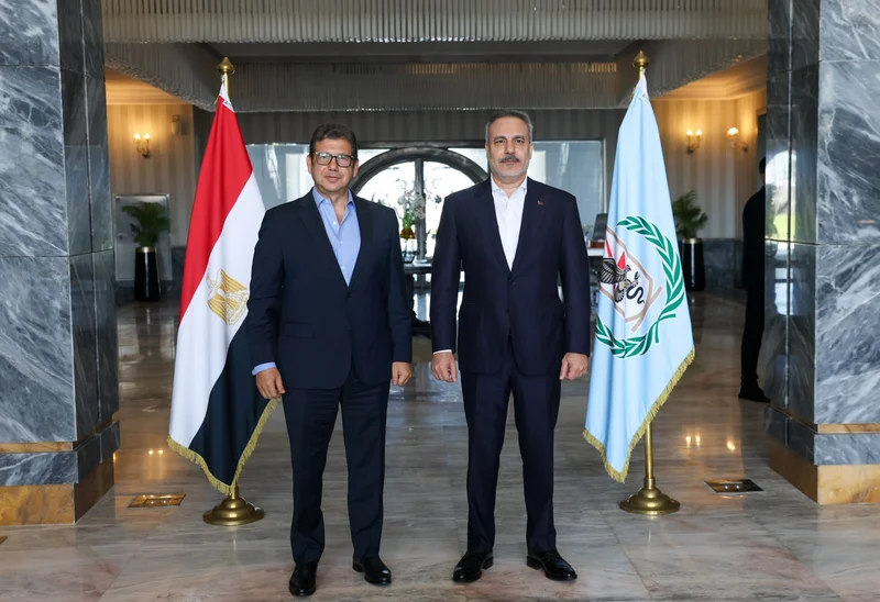 Fidan meets Arab League chief, Egypt intel head in el-Alamein