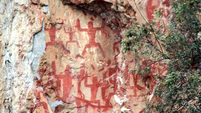 Despite extreme climate, China’s 2,000-year-old rock art owes survival to post-partum blood