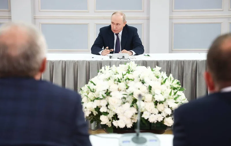 Putin speaks on Russia's demographic situation, balancing act of modernizing cities