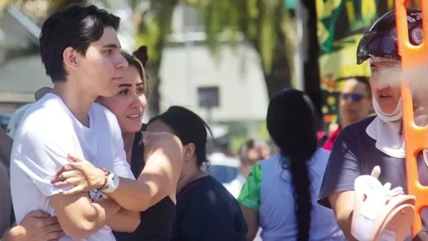 Colombia rescue efforts press on after quake, death toll expected to rise