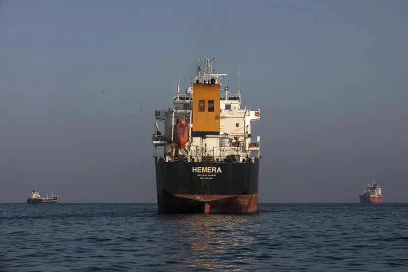 The Iran war already has a winner: The world’s largest shipbroker notching record earnings from the ‘exceptional volatility’ in the Strait of Hormuz