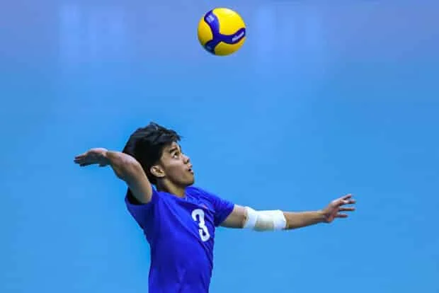Retamar, Alas’ ace setter, breaks ground as Euro import