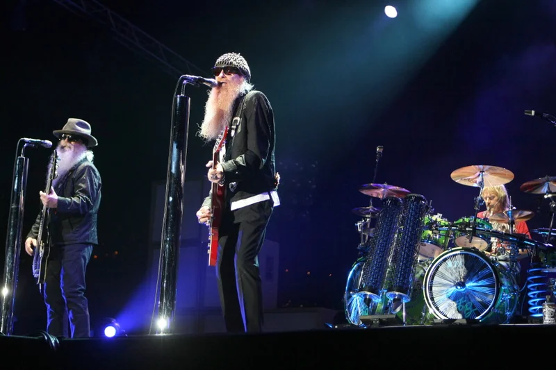 Frank Beard, Rock &amp; Roll Hall of Fame drummer of boogie-rock trio ZZ Top, dies at 77