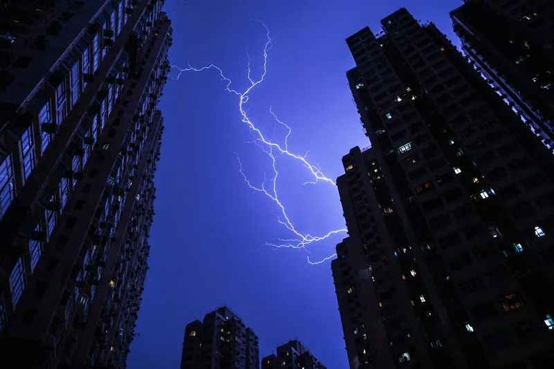 Using thunderquakes to X-ray Earth – a new study shows urban seismology in action