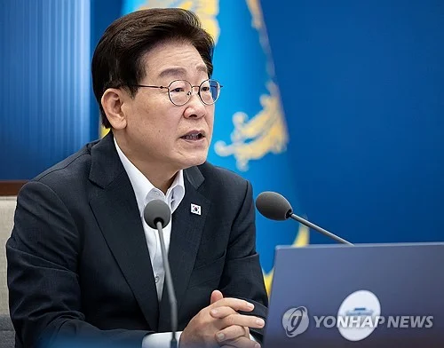 Lee calls for defense reforms centered on 'smart' military, selective conscription
