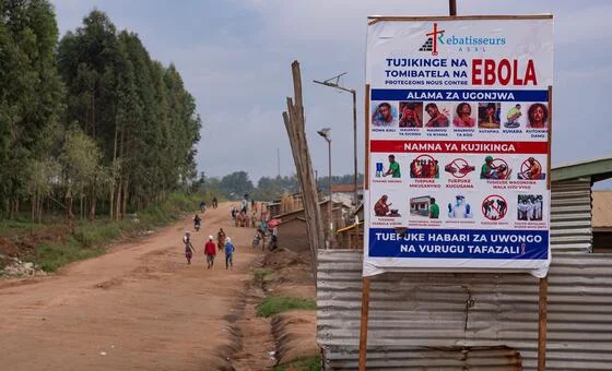 Ebola: Motorbike riders carrying the sick may hold key to response boost