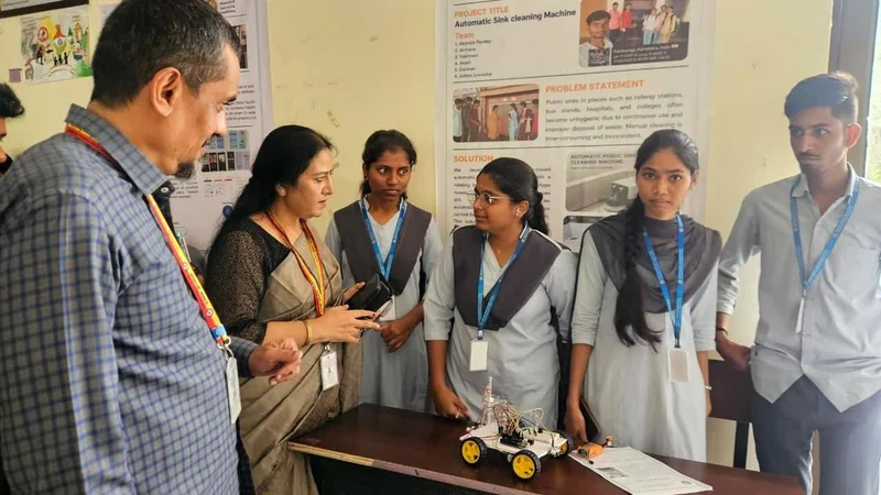 VTU Kalaburagi showcases innovation at interdisciplinary project exhibition