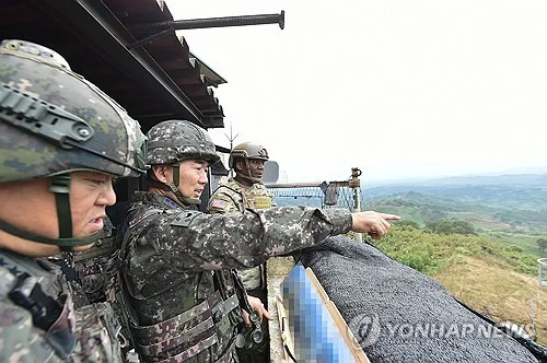 (LEAD) Army's 1st Corps commander relieved of duty over unloaded weapons directive: military