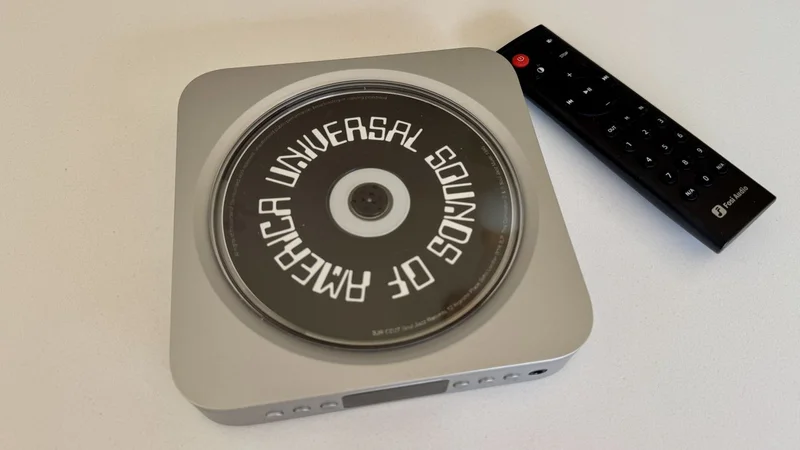 I enjoyed this CD player's sturdy build and solid sound in testing, but it has a fatal flaw