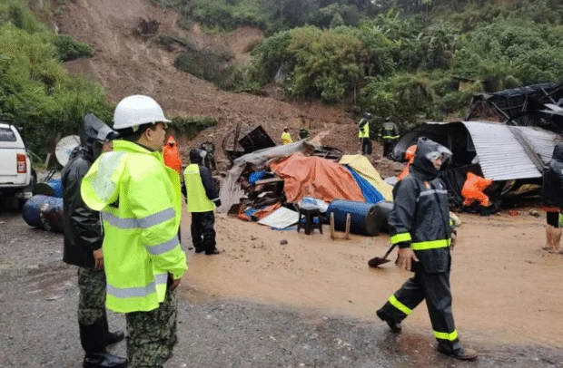 2 dead after landslide buries Benguet town eatery