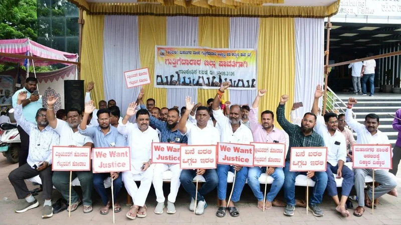 Contractors stage protest over unpaid bills in Kalaburagi