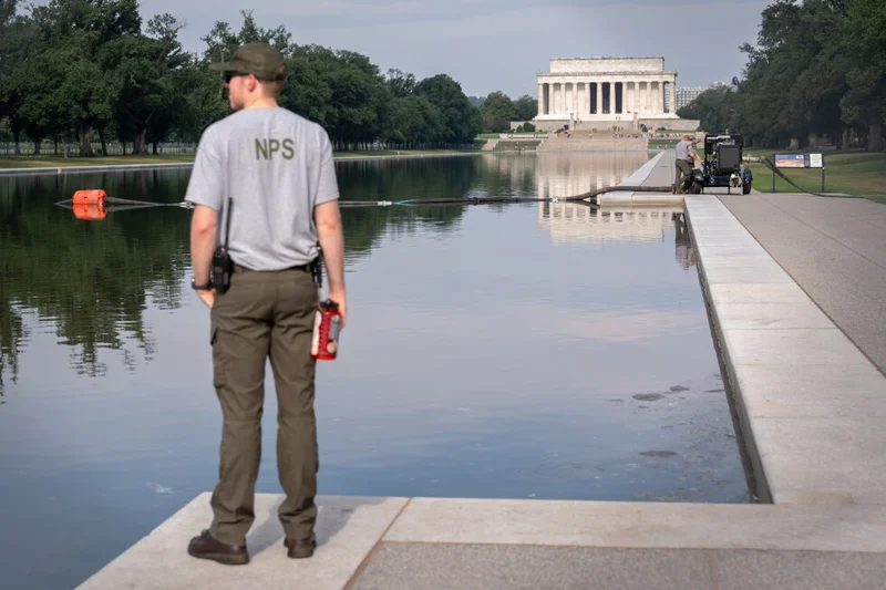 Reflecting Pool’s botched repairs threaten to tarnish the National Park Service’s reputation
