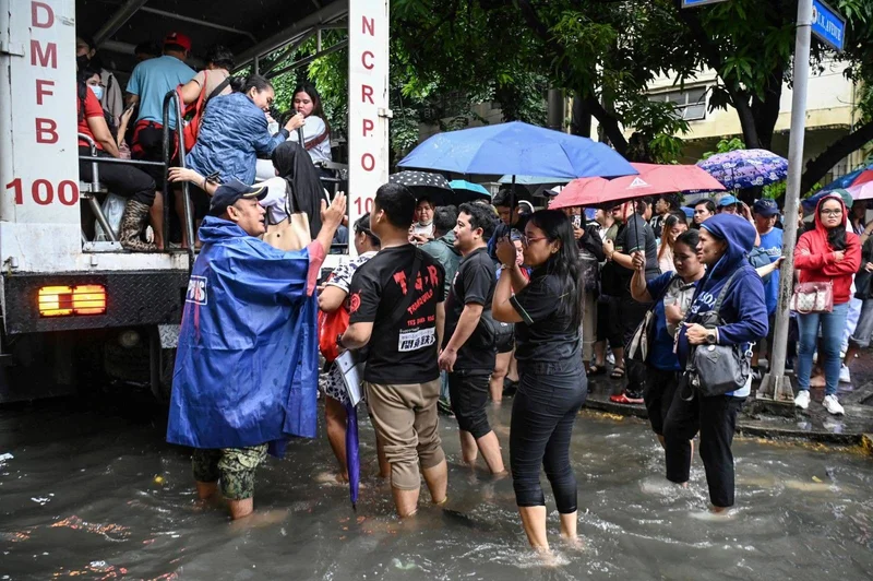 Bad weather? DOLE reminds private employers on work suspension, pay