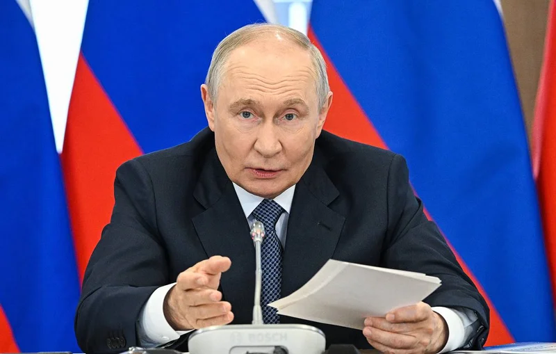 Putin congratulates Indian president, PM on Independence Day