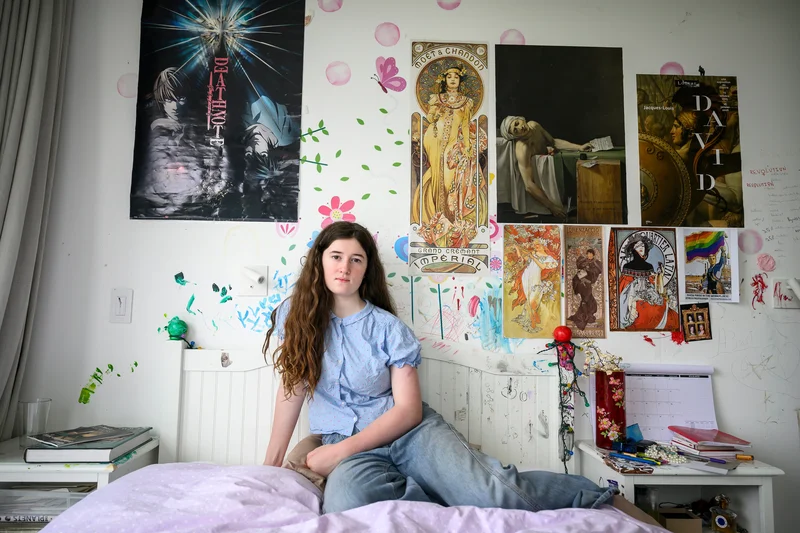 Vancouver teen aims to raise awareness of endometriosis in schools across the country