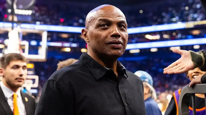 Charles Barkley dunks all over pickleball: 'All these old people are killing themselves'