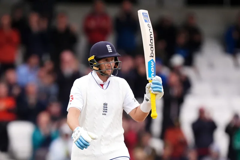 Joe Root marks England Test captaincy comeback with crushing win over Pakistan