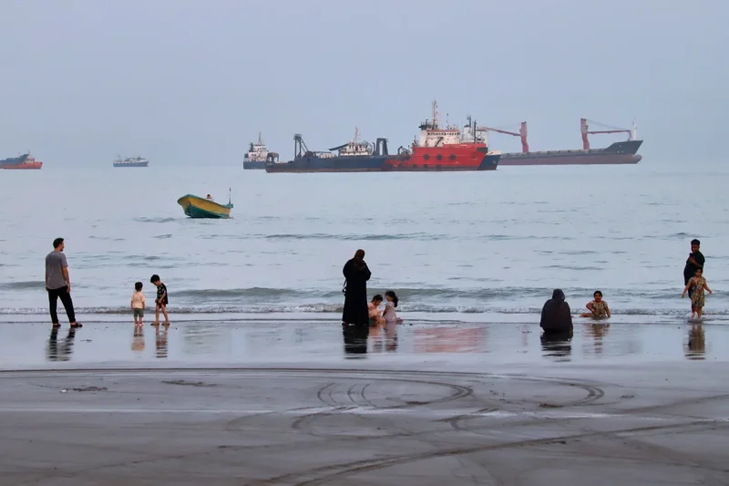 Iran says Strait of Hormuz will remain closed until US meets six demands