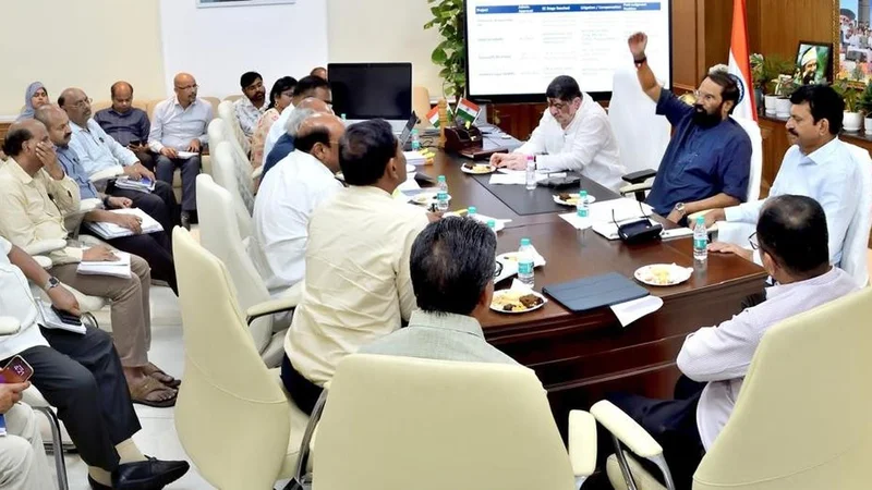 Uttam pushes for getting environmental clearances for pending projects in time-bound manner
