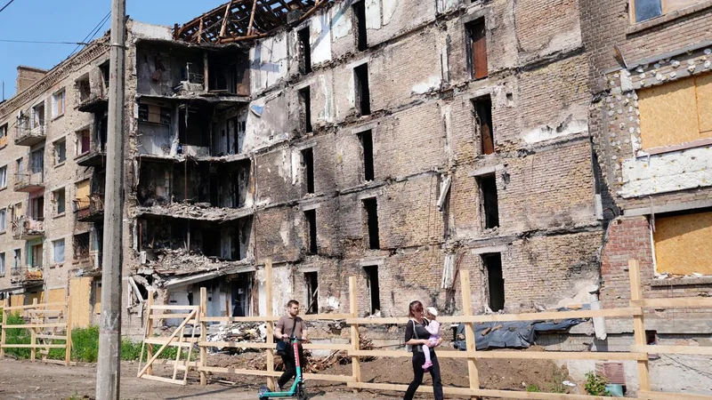Russian barrage on Kyiv kills 17 as Ukraine fails to down single missile