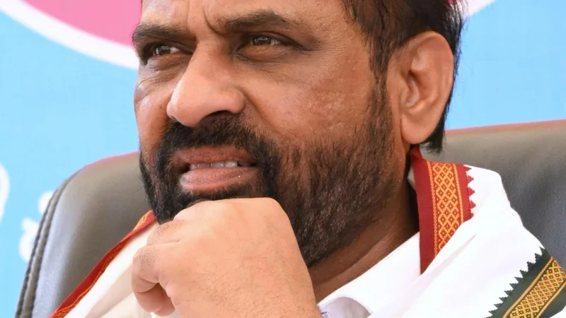 Anti-snake venoms to be available in 108 ambulances in A.P.