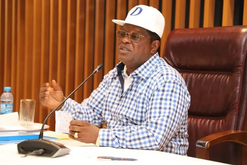 Umahi seeks Sanwo-Olu’s support for Lagos-Calabar Coastal Highway service lanes