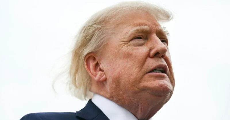 Trump dismisses concerns over conditions on US aircraft carrier
