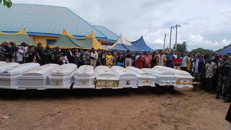 Mass burial for 15 Benue attack victims as farmers face bandits’ levies