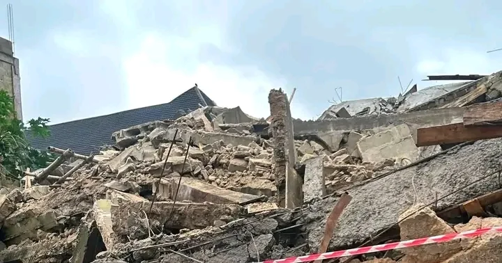 Contractor goes into hiding as 3-storey building collapses in Abia