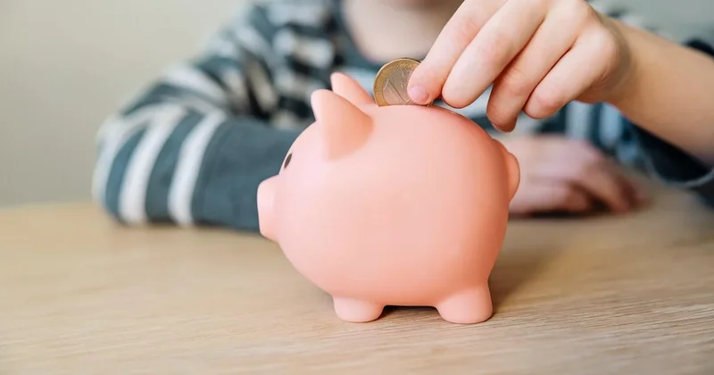 How parents can teach their kids good financial habits