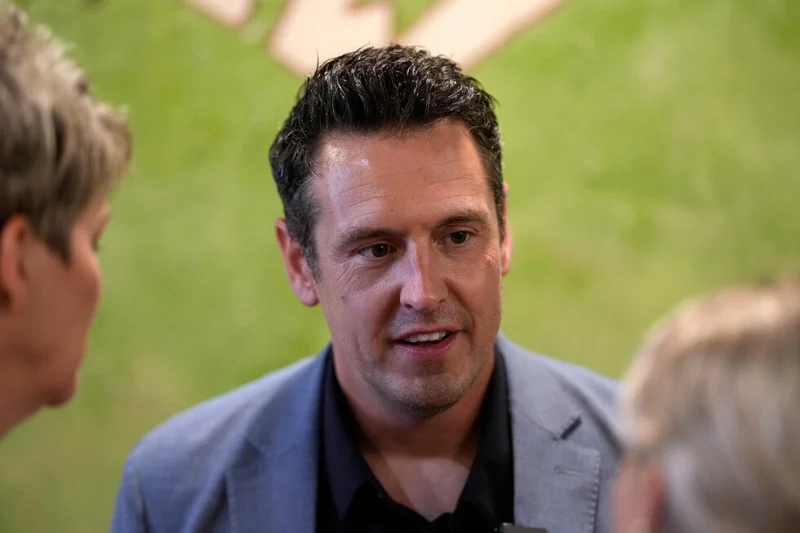 Iowa Republican Zach Lahn confronts curiosity, and concerns, in outsider bid for governor