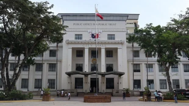 Public EV charging stations at City Hall: Council OKs MOU