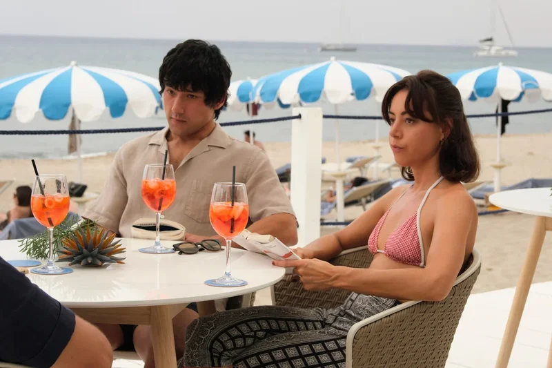 How overcoming the holiday ick became the biggest test of your relationship this summer