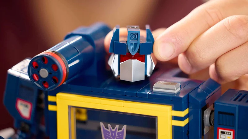 Amazon Knocks the LEGO Icons Transformers: Soundwave Set Down to a New All-Time Low Price