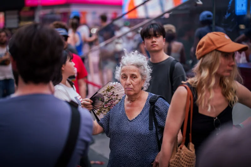 How to stay cool in a heat wave even without air conditioning