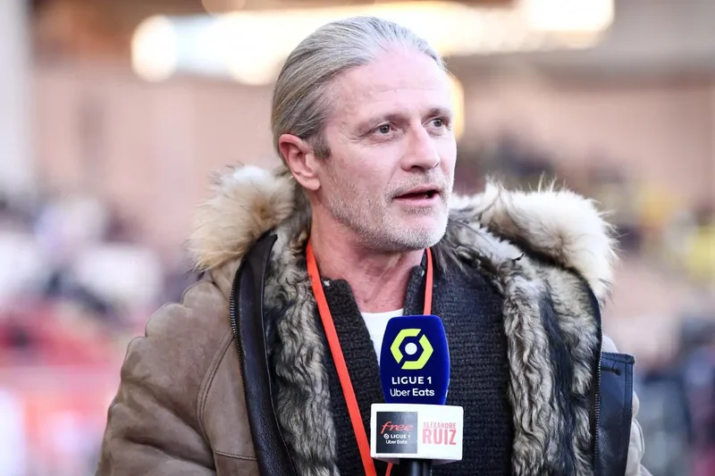 EPL: Emmanuel Petit names teams to finish top three this season