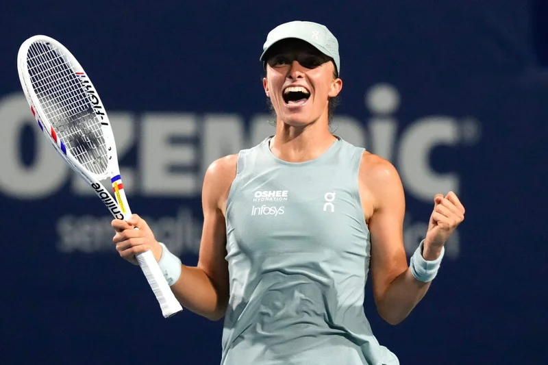 Fresh off Toronto title, Iga Swiatek wins first match at Cincinnati Open