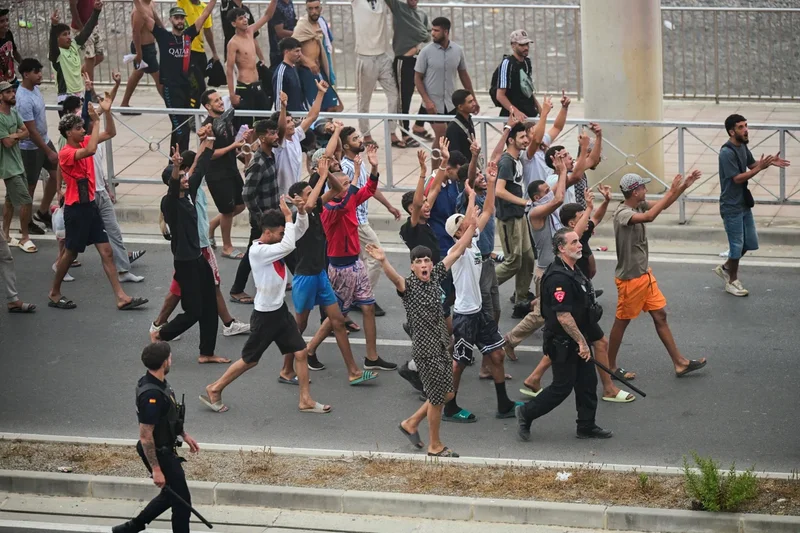 Ceuta latest: Trump lashes out over migrant ‘catastrophe’ as 60,000 cross into Spanish enclave