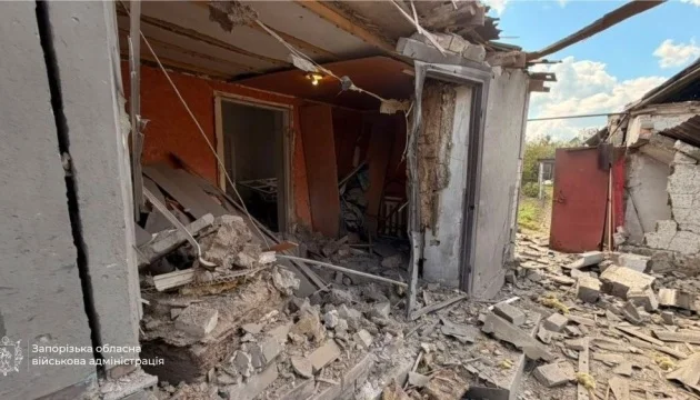 Russian army launches 974 attacks on Zaporizhzhia region over past day, two injured